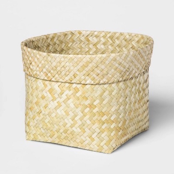 NEW Threshold Large Pandan Leaf Basket w/Rolled Edge